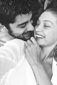 On sunday, the real housewives of beverly hills alum, 56, shared a new photo of her grandchild, who is her daughter gigi hadid and. Gigi Hadid Has Revealed Her Daughter S Name Vogue Paris