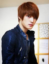 20 model rambut pria undercut. 12 Gaya Rambut Pria Yang Populer Di 2020 Ada Favoritmu Uss Feed Rambut Pria Pria Rambut Panjang Model Rambut Sedang