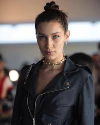 Search, discover and share your favorite bella k model gifs. Pin On Fashion Icon