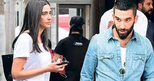 Aslıhan doğan kimdir vikipedi üzerinden de araştırılmaya başlandı. Arda Turan Aslihan Dogan Ile Evlendi Aslihan Dogan Kimdir Aslihan Dogan Kimin Kizi