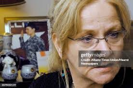 Colleen Hulbert's Instagram, Twitter & Facebook