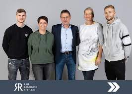 He is considered to be one of the most influential coaches and executives in the world. Rangnick Stifftung I Fotoshooting Pioneer Communications