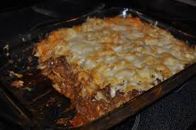 Cheesy Layered Ground Beef And Pasta Casserole Recipe Food Com Recipe Pasta Casserole Casserole Cooking Recipes Using Ground Beef