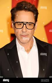 Robert wallis hi-res stock photography and images