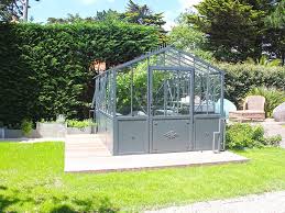 Serres De Jardin A L Ancienne Pour Embellir Le Jardin Serres Jard In