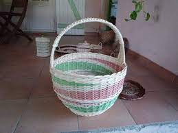 Panier En Rotin De Couleur En Martinique Wicker Baskets Wicker Decorative Wicker Basket