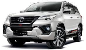 Last Month Umw Toyota Revealed The Updated Toyota Fortuner Which Comes With Two Additional High-spec Diesel Variants And A Couple Suv Cars Toyota Toyota Cars