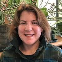 2023-2024 Irene Brady Barber Bio