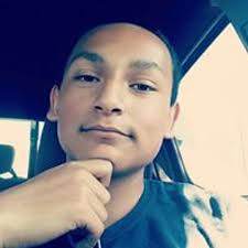 Stream Isaac Ceja music