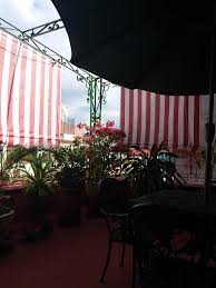 El y yoel ofrece alojamiento con salón compartido, terraza y recepción 24 horas. Casa Colonial Yadilis Y Joel Home Facebook