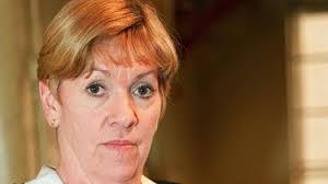 Bad Girls: Season 2, Episode 1