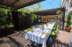 A prime location for a waterside wedding. Small Outdoor Wedding Venues In And Around Los Angeles Creative And Fun Wedding Ideas Made Simple