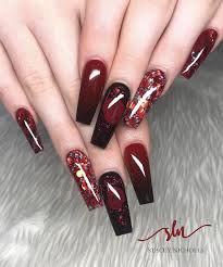 Vampire Kiss Glitterbels Carbon Black Red Light District Glass Slippers Theglitterfairy01 Ruby Holo Dot Mix Nails Red Nails Black And Red See more ideas about nails, red nails, nail designs.