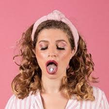 Sophie Rivers's Instagram, Twitter & Facebook