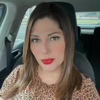 40+ perfiles de «Beatriz Lara»