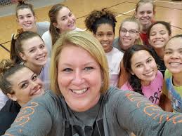 Gloucester girls' basketball coach steps down