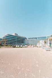 7 Reasons You Need To Stay At The W Dubai The Palm Dubai Clean Beach Dubai Travel