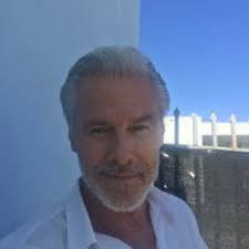 Is there a kind person living in New York City who would like to help me 🙏  It's nothing about money or something like that 😊 More details will come  by private