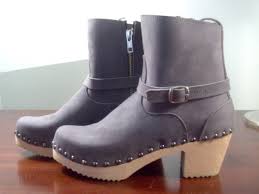Please follow the steps below: Sandgrens Philly Boots Review How Was Your Day