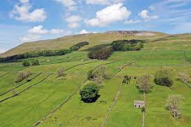 Grough No Barbecues For Yorkshire Dales Visitors As National Park Issues Fire Risk Warning
