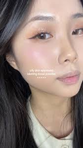 random question: kalian tim loose powder apa twc buat set makeup? 🤔