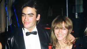 Leur fils anthony explique pourquoi il n'a pas pu venir. Anthony Delon Qui Est Sa Mere Nathalie Closer