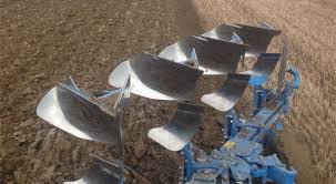 Here's a list of important qualities you should look to instill in existing staff and look out for when hiring new talent. Smartplough Smartsolutions Homburg Holland