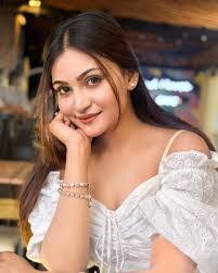 Shirley Stenberg's Instagram, Twitter & Facebook