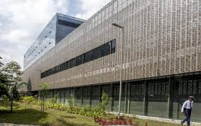 La cámara de comercio de la ciudad de medellín cuenta con 10 sedes repartidas por varios municipios del departamento de antioquia. El Sector Privado Reabre Sus Oficinas