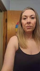 Danielle Troxell's Instagram, Twitter & Facebook