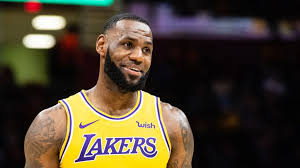 How lebron james' majestic beard has evolved. Only Player In The League With Gray Hair Ex Warriors Player Hilariously Tells Why Lebron James Should Be 2020 Nba Mvp Essentiallysports