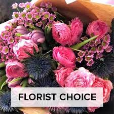 You can find a local flower shop or florist, free, from our online national floral directory of 25,000+ local flower shops and florists. Flower Delivery Germany Send Flowers To Germany Same Day