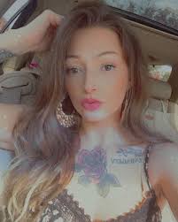 Holly Lynn (@hollylynn____) • Instagram photos and videos