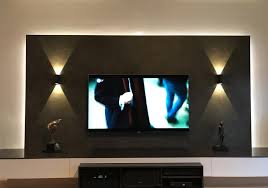 Eine tv wand muss her und da ich diese art der wandverkleidung schon oft gebaut. Tv Wand Mit Medien Low Board Audio Team Home Entertainment
