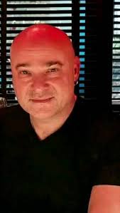 Drop your simple look picture here someone might be crushing