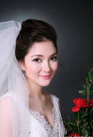 Những Hoa hậu Việt từng ly dị chồng