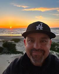 Please keep precious Matt and all of his loving family and friends in our  thoughts and prayers, especially his wife Kristy,