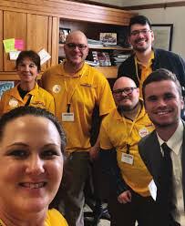 Karen Kindel's Instagram, Twitter & Facebook