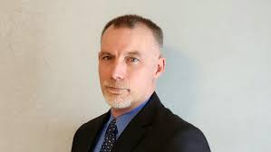 Holsinger running for Mansfield mayor in 1st foray into politics