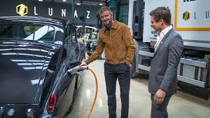 Er spielte auf der position правый полузащитник. David Beckham Now Owns A Car Company Top Gear