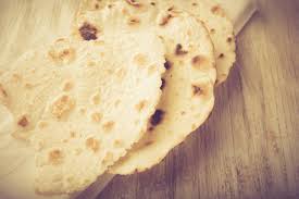 Ieri pomeriggio ho preparato la ricetta del pane azzimo con il bimby cotto in padella.ma quali sono le. Come Si Fa Il Pane Azzimo Sale Pepe