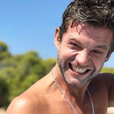 Entraste na minha vida há dez anos e nunca mais te larguei. Esta Foi A Primeira Namorada De Pedro Granger Veja Quem Foi