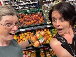 Awe man almost had some apples 🍎 REVEAL ТАДТКАА 07/30/2025 30 2025 07  05:05:02