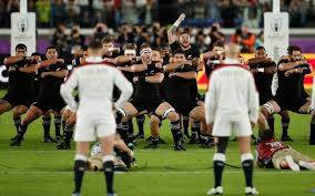 In 2011, france formed an arrow shape ahead of the world cup final against the all blacks. Hansen Endorses England Haka Response Despite Fine Rnz News