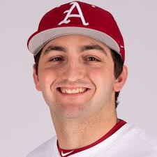 Kade Smith's Instagram, Twitter & Facebook