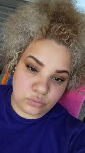 Trending hair styles: straight or curly hair?