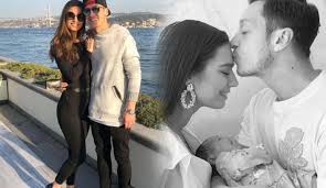 We did not find results for: Mesut Ozil Den Esi Amine Ye Ask Dolu Kutlama Magazin Haberleri Haber7