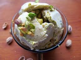 Diferenta mare de pret consta in tehnologia din spatele aparatului, care se va observa in performantele acestuia. Pin On Ice Cream