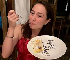 Pilipino Star Ngayon Digital - Aktres na si Ara Mina, nag-post sa Instagram  ng kanyang birthday greeting para sa kanyang kapatid na si Cristine Reyes.  "Cheers to a remarkable sister turning 35.