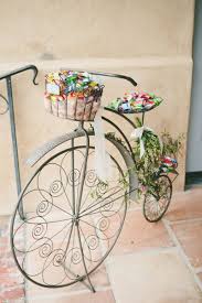 Pin De Angelo Puccetti Em Jardim Decoracoes Quintal Decoracao De Ferro Bicicleta De Jardim